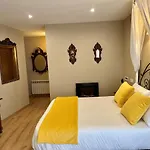Arco San Vicente Hotel