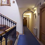 Arco San Vicente Hotel
