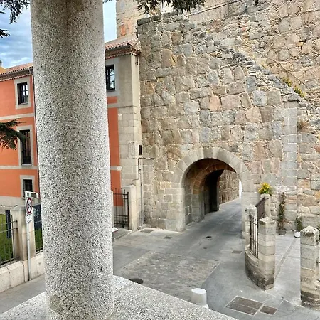 Hotel Arco San Vicente 2*