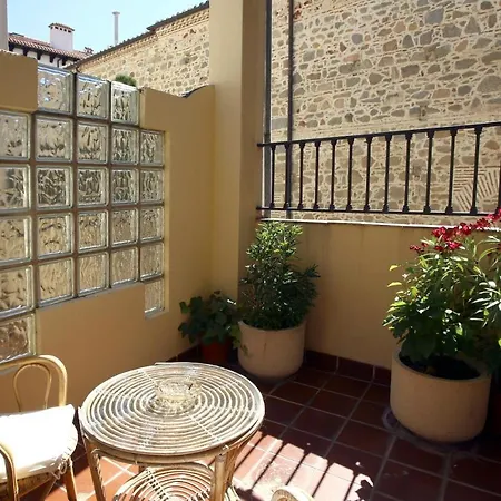 Arco San Vicente Hotel 2*