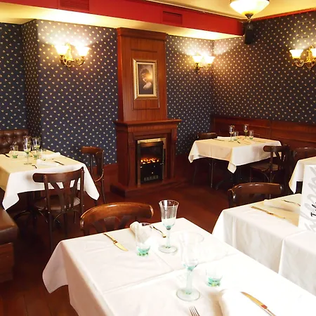 Arco San Vicente Hotel 2*