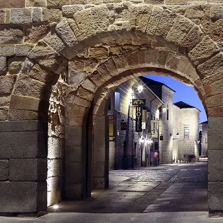 Hotel Arco San Vicente