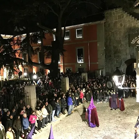 Arco San Vicente Ávila