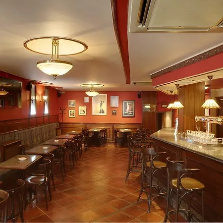 Arco San Vicente Hotel 2*