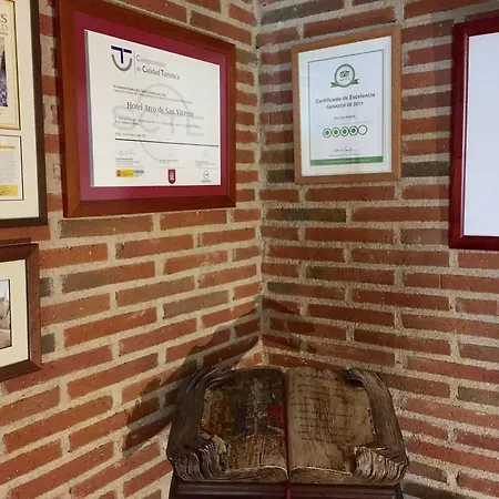 Szálloda Arco San Vicente 2*