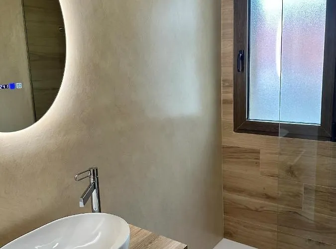 Hotel Arco San Vicente 2*