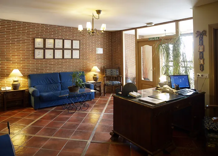 Hotel Arco San Vicente 2*