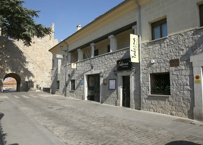 Arco San Vicente 2* Ávila