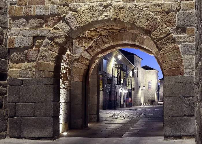 Hotel Arco San Vicente