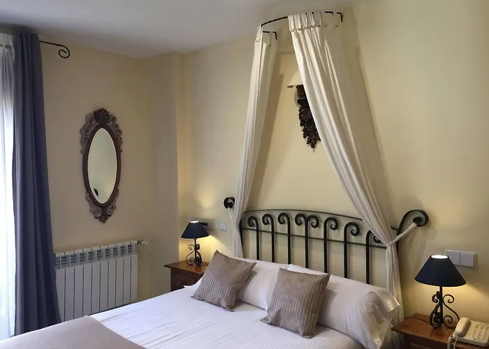 Arco San Vicente Ávila