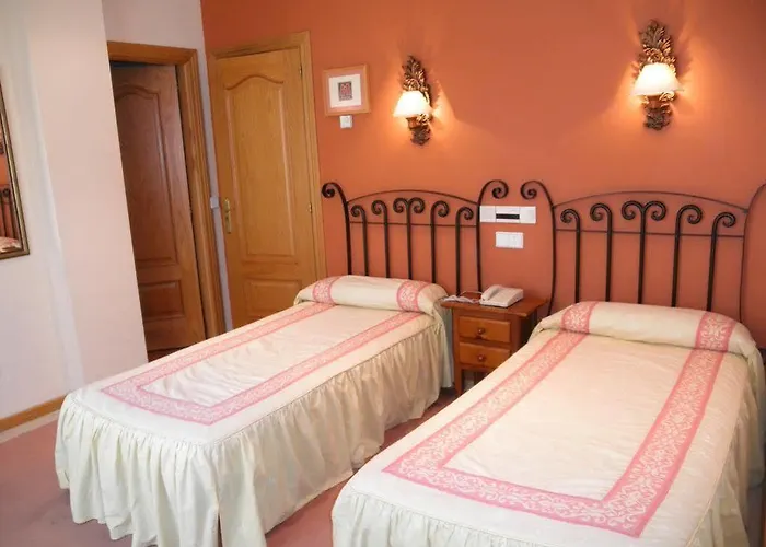 Arco San Vicente 호텔 2*